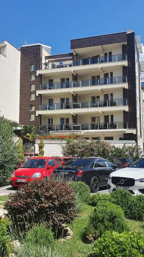 Apartments M Palace Budva Exterior photo
