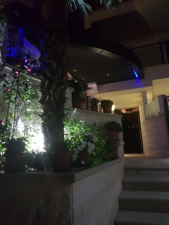 Apartments M Palace Budva Exterior photo
